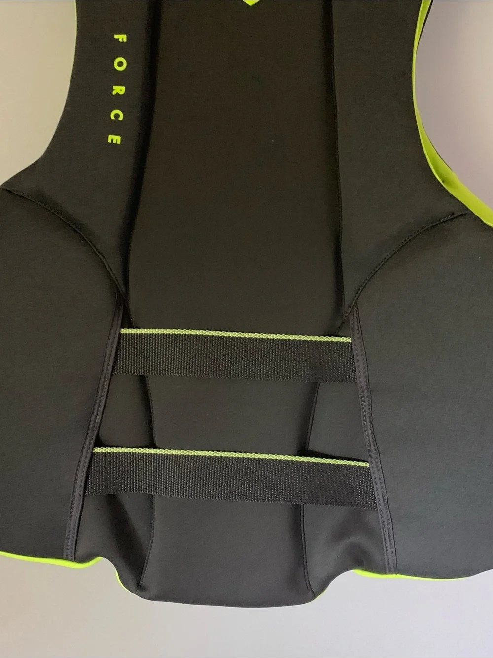 NWOT. LIQUID FORCE Men’s Rush Life Jacket